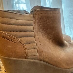 Merrell‎ Waterproof Booties Tremblant Wedge Bluff-Stone. Ladies size 10